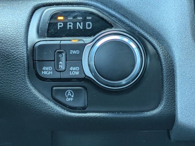 2024 RAM 1500 Tradesman Crew Cab 4x4 5'7' Box