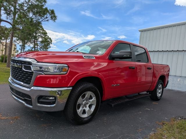 2025 RAM 1500 Big Horn Crew Cab 4x4 5'7' Box