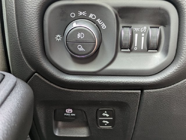 2027 RAM Ram 1500 RAM 1500 BIG HORN CREW CAB 4X4 5'7' BOX