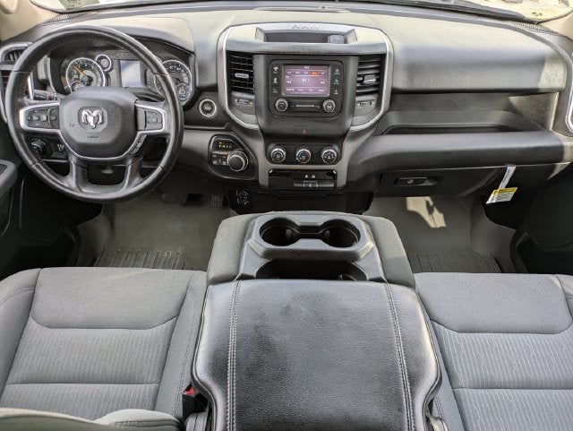 2020 RAM 1500 Big Horn Crew Cab 4x4 5'7' Box