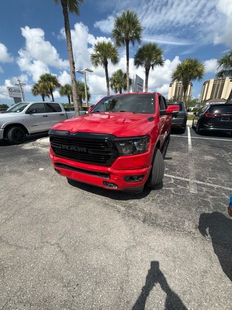 2020 RAM 1500 Big Horn Crew Cab 4x4 5'7' Box