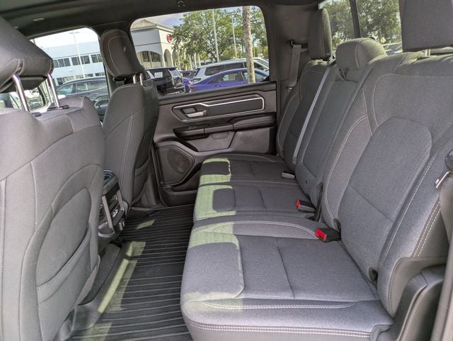 2021 RAM 1500 Big Horn Crew Cab 4x4 5'7' Box