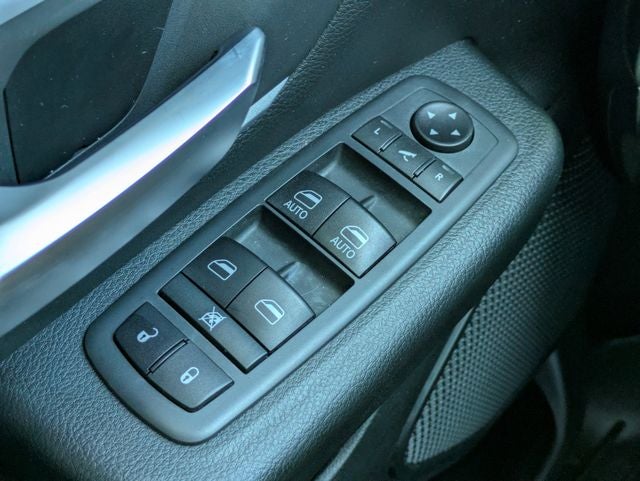 2021 RAM 1500 Big Horn Crew Cab 4x4 5'7' Box