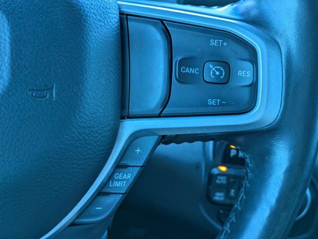 2021 RAM 1500 Big Horn Crew Cab 4x4 5'7' Box