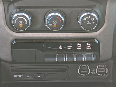 2019 RAM 1500 Big Horn/Lone Star Crew Cab 4x4 5'7' Box