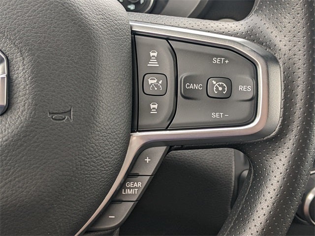 2026 RAM Ram 1500 RAM 1500 TRADESMAN CREW CAB 4X4 5'7' BOX