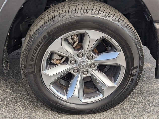 2019 RAM 1500 Limited Crew Cab 4x4 5'7' Box