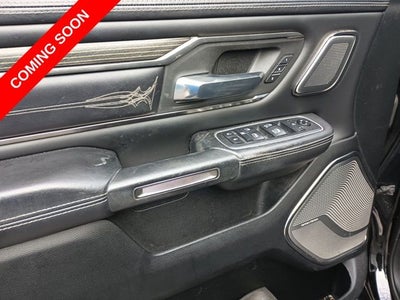 2020 RAM 1500 Limited Crew Cab 4x4 5'7' Box