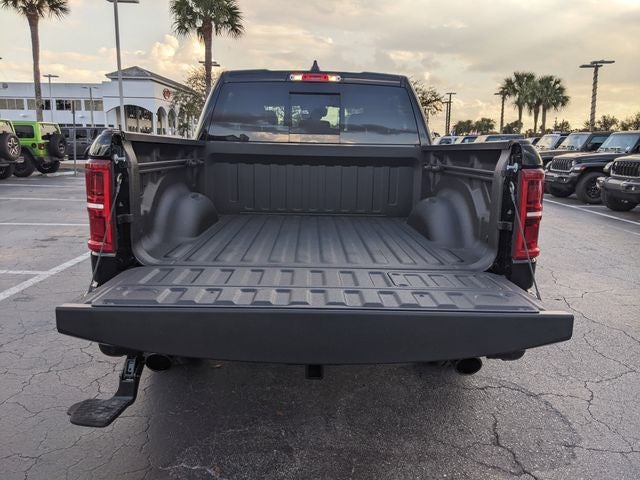 2026 RAM Ram 1500 RAM 1500 LIMITED CREW CAB 4X4 5'7' BOX