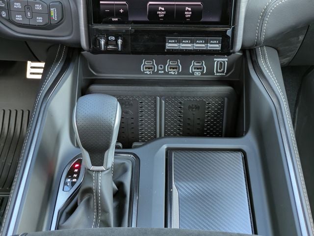 2026 RAM Ram 1500 RAM 1500 RHO CREW CAB 4X4 5'7' BOX