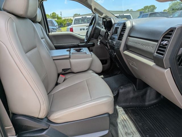 2017 Ford F-550 Chassis XL DRW