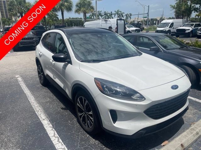 2021 Ford Escape SE Hybrid