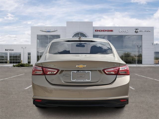 2022 Chevrolet Malibu FWD LT