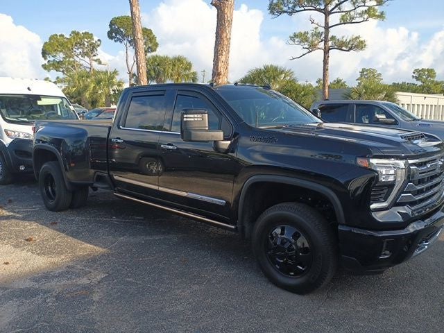 2025 Chevrolet Silverado 3500HD 4WD Crew Cab Long Bed High Country