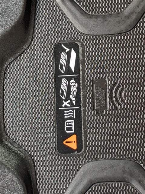 2022 Chevrolet Colorado 4WD Crew Cab Short Box Z71