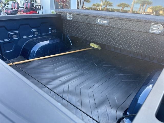 2021 Chevrolet Silverado 1500 2WD Crew Cab Short Bed Custom