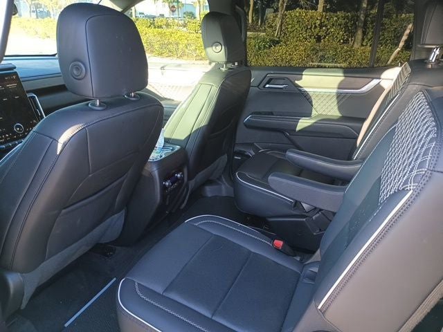 2024 GMC Acadia FWD Denali