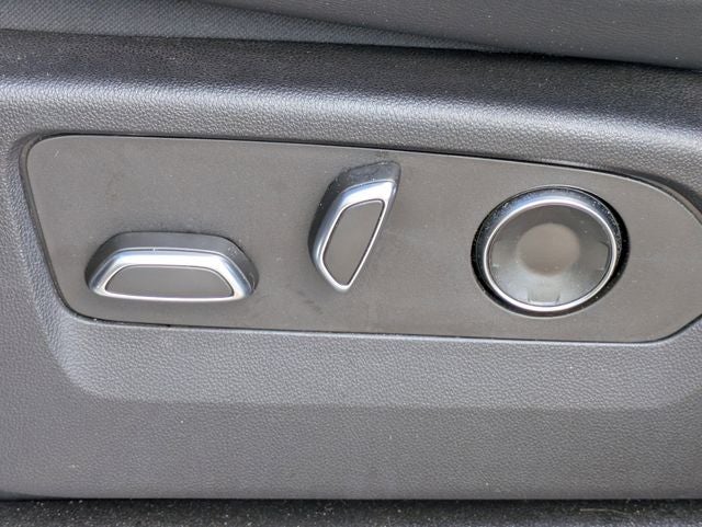 2023 Cadillac Escalade 4WD Premium Luxury