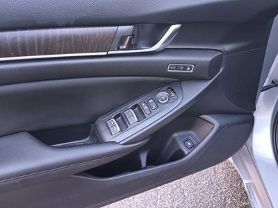 2019 Honda Accord Touring 2.0T