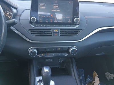 2020 Nissan Altima SR FWD