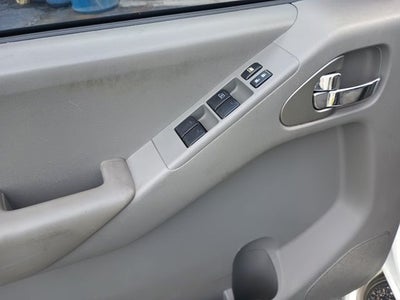 2014 Nissan Frontier SV