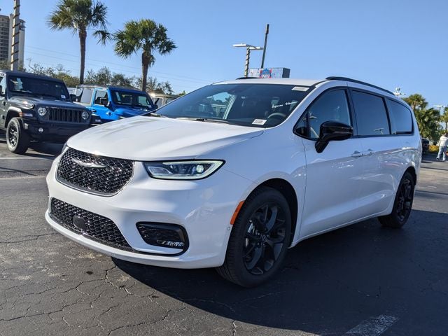 2026 Chrysler Pacifica PACIFICA SELECT