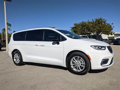 2026 Chrysler Pacifica PACIFICA SELECT