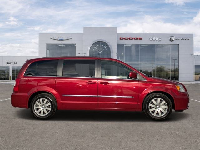 2014 Chrysler Town & Country Touring