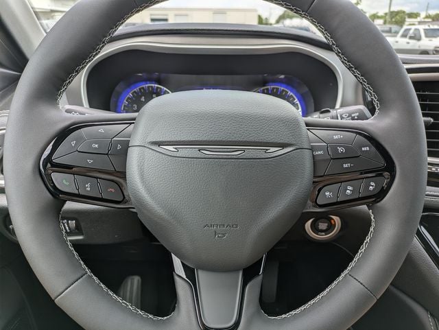2027 Chrysler Pacifica PACIFICA LIMITED
