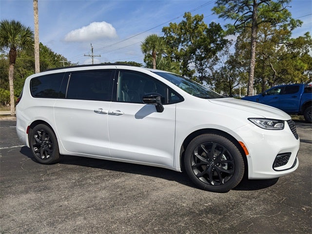 2026 Chrysler Pacifica PACIFICA LIMITED