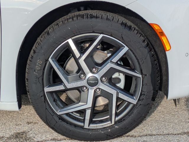 2027 Chrysler Pacifica PACIFICA PINNACLE