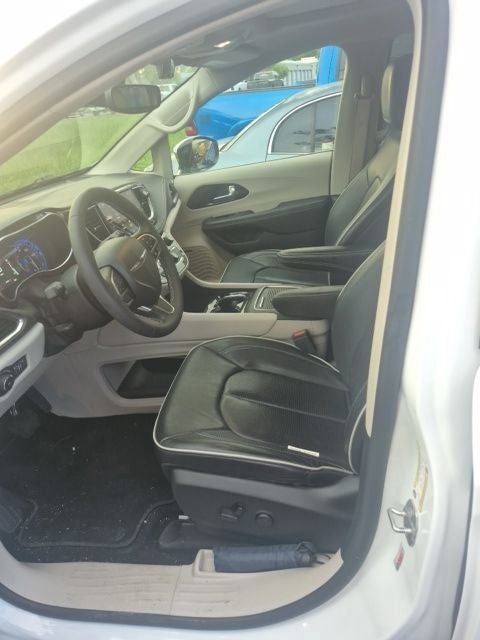 2023 Chrysler Pacifica Limited AWD
