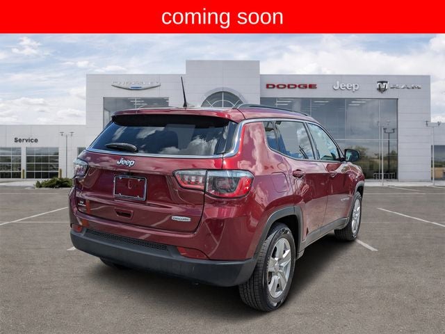 2022 Jeep Compass Latitude FWD