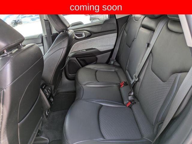 2022 Jeep Compass Latitude FWD