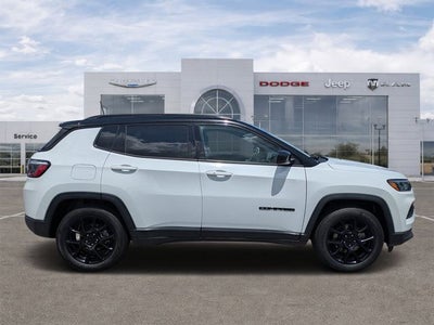 2022 Jeep Compass Altitude FWD
