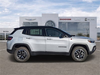 2025 Jeep Compass COMPASS TRAILHAWK 4X4