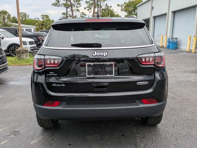 2022 Jeep Compass Latitude Lux 4x4