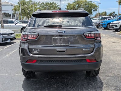 2022 Jeep Compass Latitude Lux 4x4