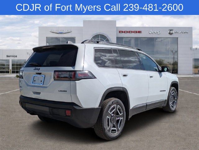 2027 Jeep Cherokee CHEROKEE LAREDO 4X4