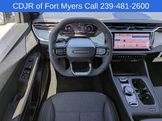 2027 Jeep Cherokee CHEROKEE LAREDO 4X4