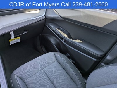 2027 Jeep Cherokee CHEROKEE LAREDO 4X4