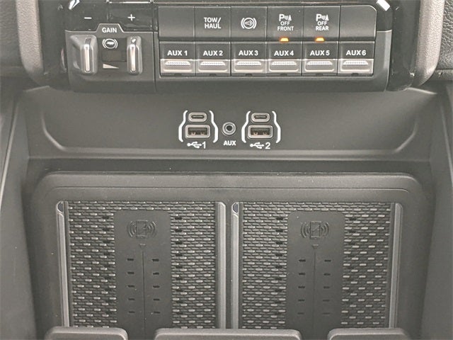 2026 RAM Ram 3500 RAM 3500 BIG HORN CREW CAB 4X4 8' BOX