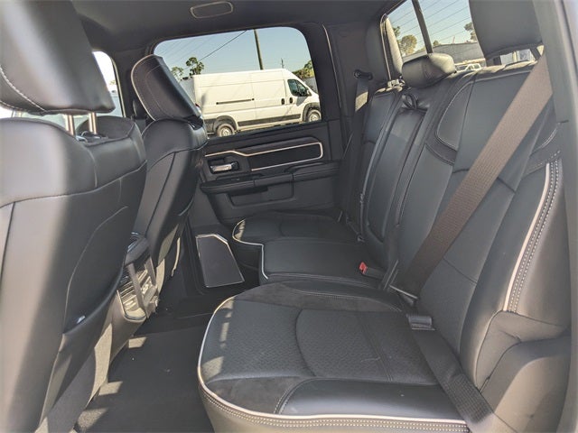 2026 RAM Ram 3500 RAM 3500 LARAMIE CREW CAB 4X4 8' BOX