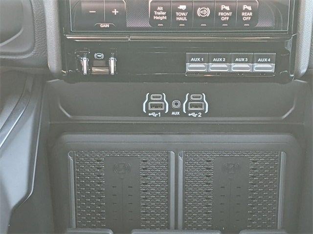 2026 RAM Ram 3500 RAM 3500 LARAMIE CREW CAB 4X4 8' BOX