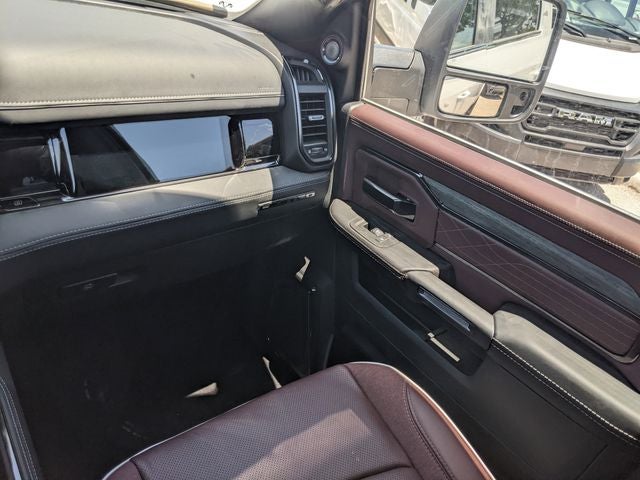 2026 RAM Ram 3500 RAM 3500 LIMITED CREW CAB 4X4 8' BOX