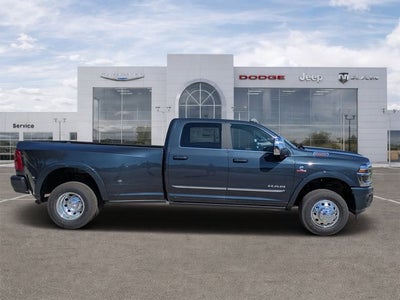 2026 RAM Ram 3500 RAM 3500 LIMITED CREW CAB 4X4 8' BOX