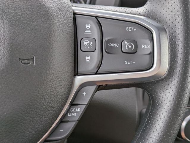 2026 RAM Ram 1500 RAM 1500 EXPRESS CREW CAB 4X2 5'7' BOX