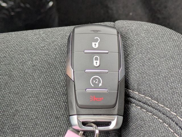 2026 RAM Ram 1500 RAM 1500 EXPRESS CREW CAB 4X2 5'7' BOX