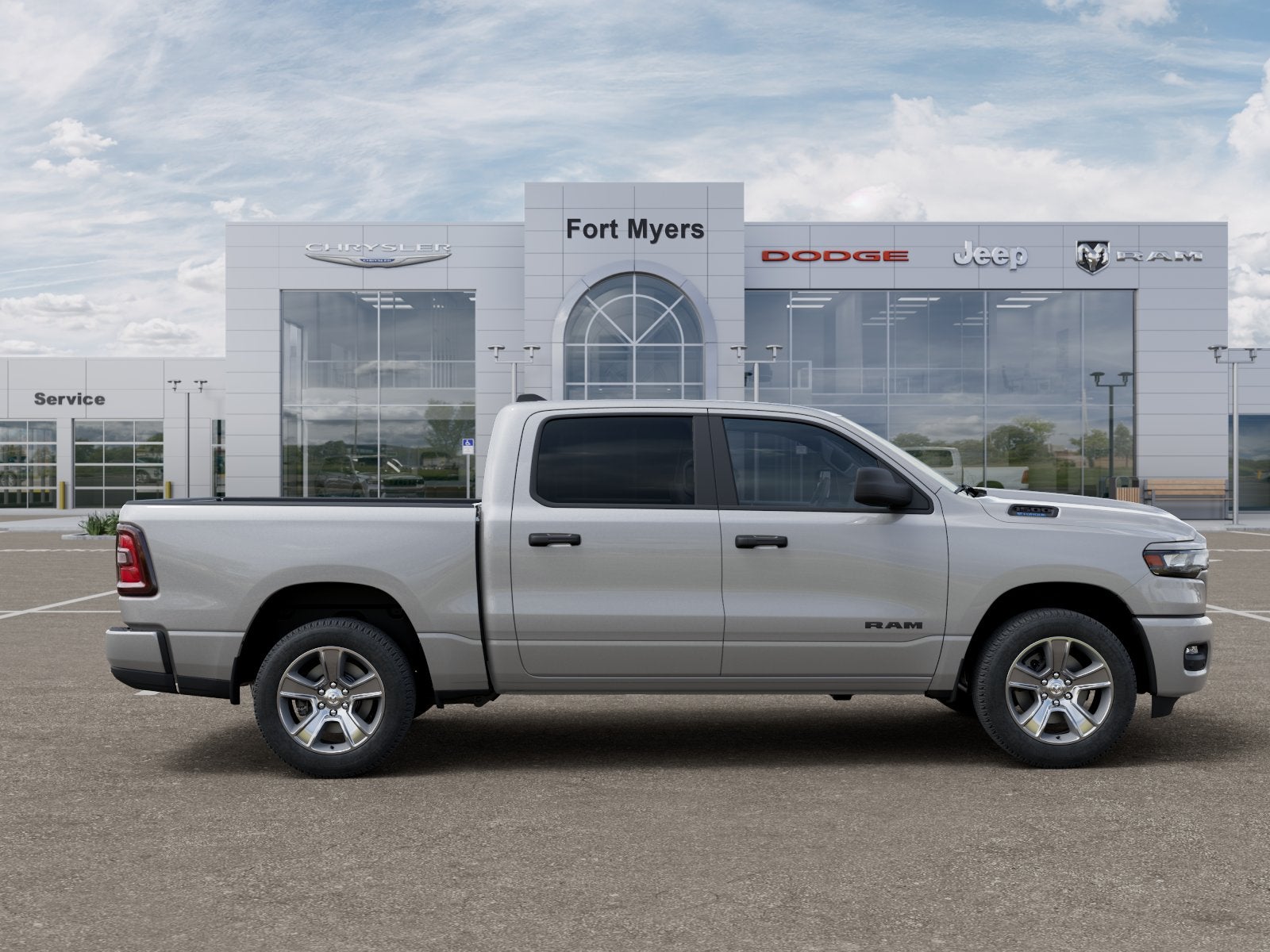 2026 RAM 1500 RAM 1500 EXPRESS CREW CAB 4X2 5'7' BOX