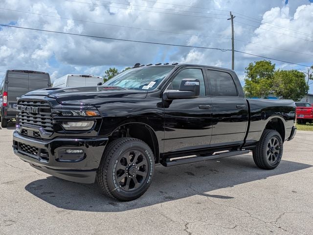 2026 RAM Ram 2500 RAM 2500 BLACK EXPRESS CREW CAB 4X4 6'4' BOX